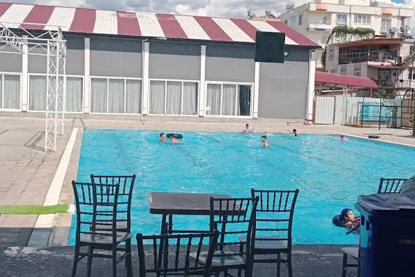Çeceli Park Yüzme Havuzu - Halı Saha -Tuğba Balo Düğün Salonu - Resim 10