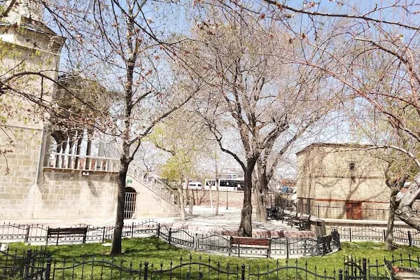 Pisili Baba (Pir Esad Sultan)Türbesi - Resim 7
