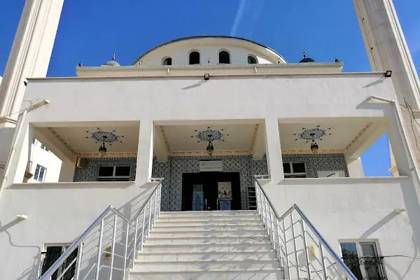 Bahçelievler Ebu Bekir Camii - Resim 1