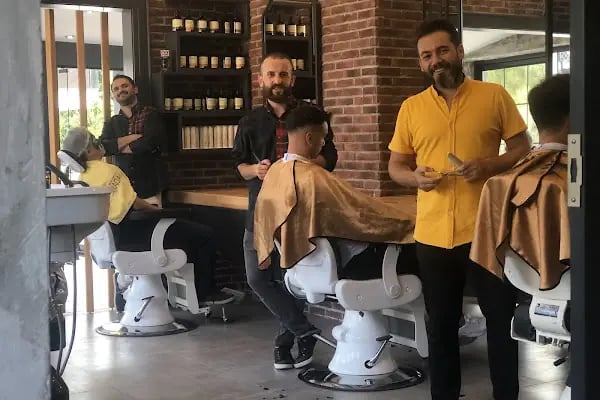 FERHAT ELÇİN®️ (Erkek Kuaför) { Bir Berber'den Daha Ötesi } - Resim 1