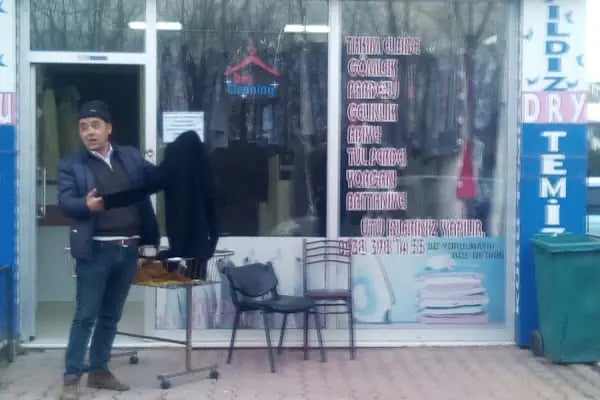 Yildiz Dry Kuru Temizleme Ütü Evi - Resim 5