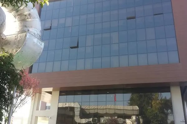 Yaşar Üniversitesi - Resim 4