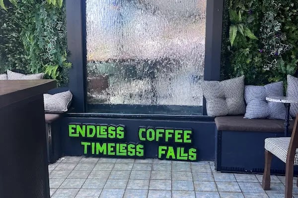 W.O.L Coffee Co. - Resim 6