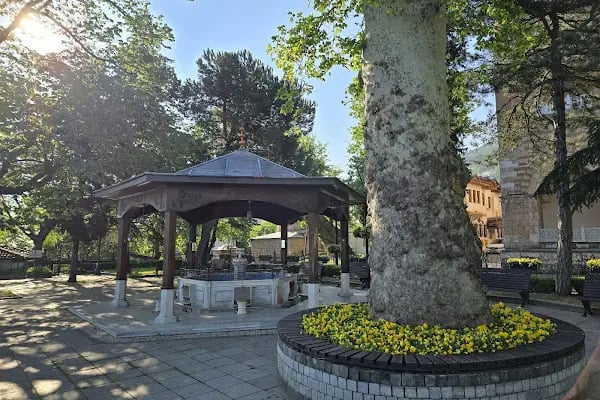 I. Murad Hüdavendigar Camii - Resim 6