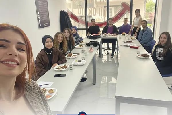 English Academy Dil Okulları Adapazarı Şube - İngilizce, Almanca, İspanyolca, Rusça, Toefl, Ielts, Yds, Yks Dil (Ydt) Kursu - Resim 15