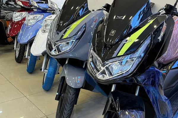 AZZ MOTOR NİZİP MOTOSİKLET BAYİ - Resim 10