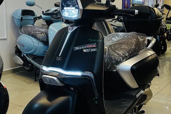 AZZ MOTOR NİZİP MOTOSİKLET BAYİ - Resim 7