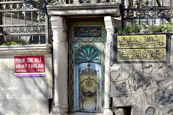İçerenköy Mezarlığı - Resim 16