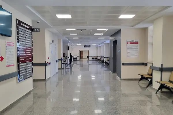 Gölcük Necati Çelik Devlet Hastanesi - Resim 1