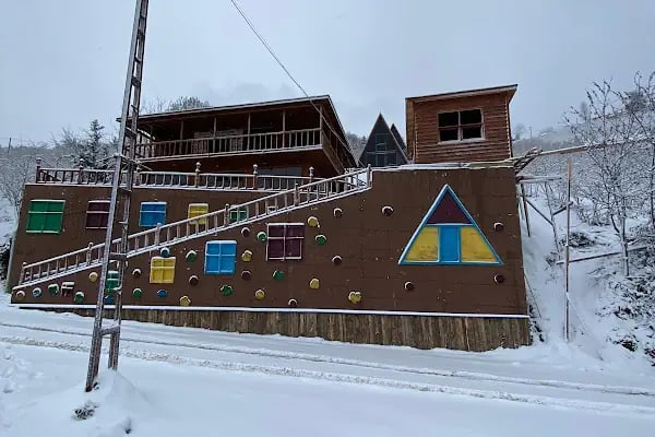 Antikhouse Bungalow Cafe - Resim 11