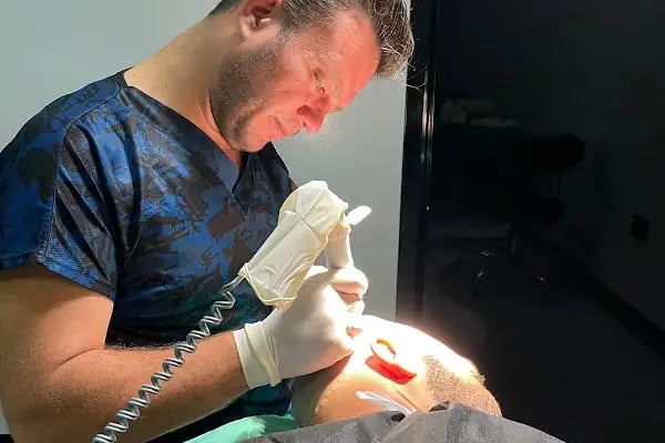 Ergin Saç Ekim Merkezi - Ankara Haır Transplant - Saç Prp - SAÇ EKİMİ - Resim 20