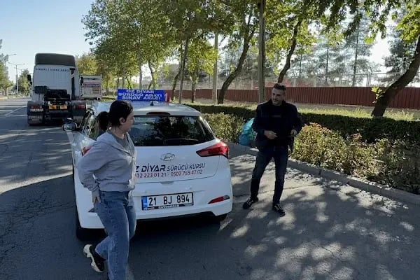 Yıldırım Sürücü Kursu &amp; İş Makinalari Diyarbakır Ehliyet - Resim 20