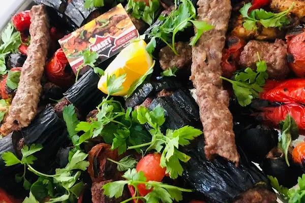 Two Brothers Cafe & Restaurant - Resim 5