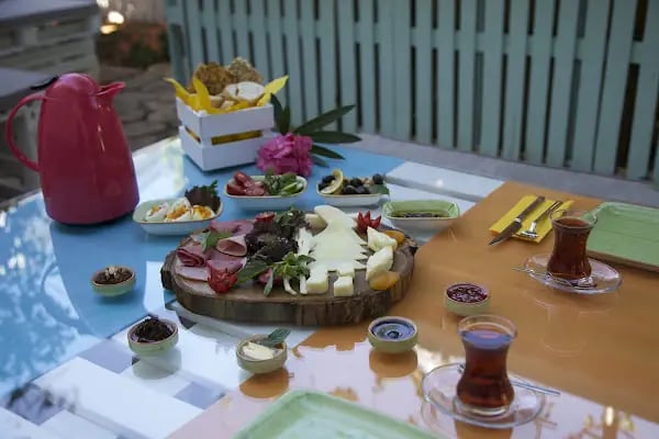 Büyükada Bistro Candy Garden Restaurant Cafe - Resim 9