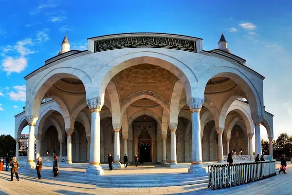 Ulus İtfaiye Meydanı Camisi - Resim 4