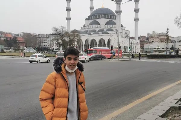 Ulus İtfaiye Meydanı Camisi - Resim 7