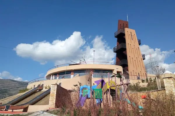 Genç İzmir Bornova Gençlik Yerleşkesi - Resim 8