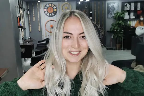 Ces Hair Studio - Resim 10