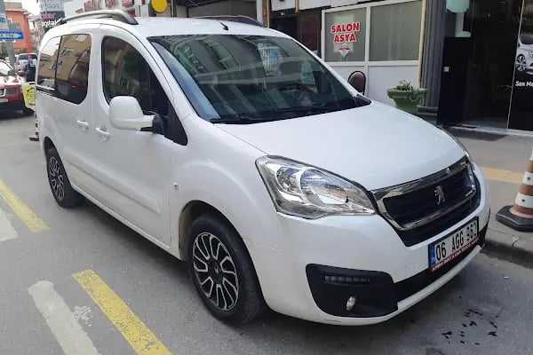 LetsTR Sakarya Araç Kiralama &amp; Rent A Car - Resim 9