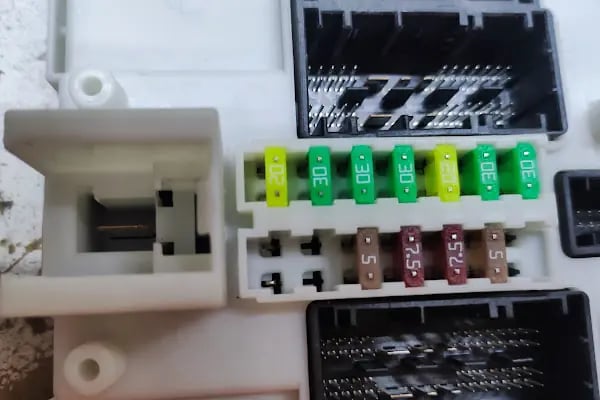 Karadeniz Elektronik Anahtar - Resim 6