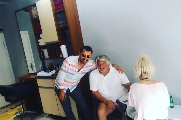 ROMEO'S BARBER SHOP - Resim 11