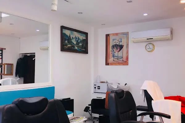 ROMEO'S BARBER SHOP - Resim 15