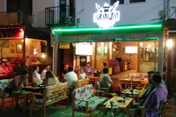 Vinifera Wine House &amp; Cafe - Resim 18