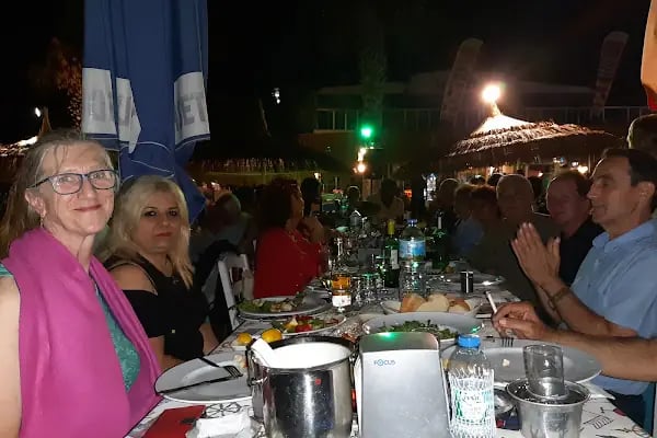 Vinifera Wine House &amp; Cafe - Resim 10