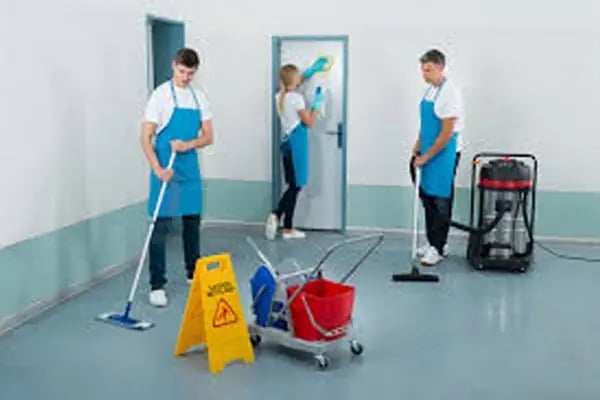 ÖZDEMİR GRUP TEMİZLİK HİZMETLERİ - Resim 1