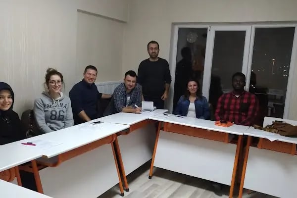 Dynamic English Bağlıca Şubesi- Kids, Teens ve Hazırlık Atlama Kursları - Resim 7