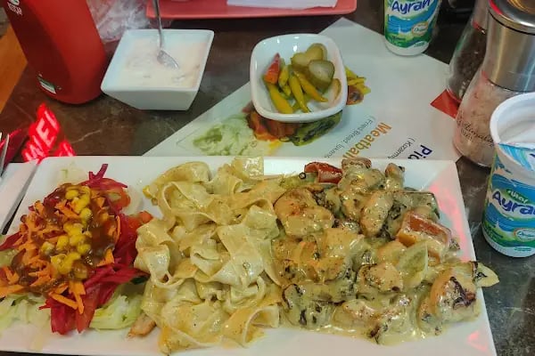 Queen's Point Alanya Cafe &amp; Lounge - Resim 14