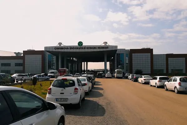 Çukurova Üniversitesi Kongre Merkezi - Resim 3