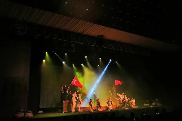 Çukurova Üniversitesi Kongre Merkezi - Resim 8