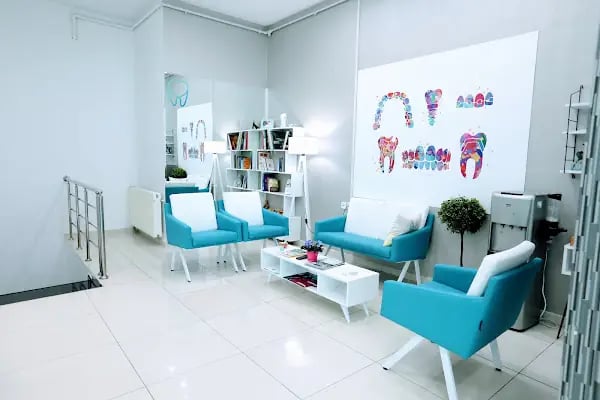 Diş Hekimi Protez Uzmanı. Dr. Dt. Esat Başol, Gülüş Tasarımı ve İmplant Klinikleri. İmplant/ Zirkonyum/ Estetik Diş Hekimliği - Resim 2