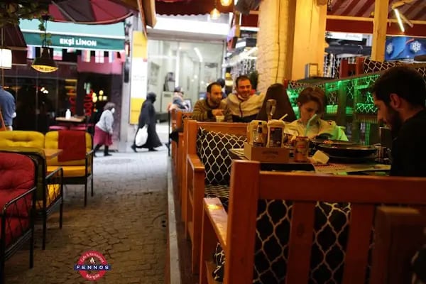 Beşiktaş Fennos Cafe Nargile Okey Salonu - Resim 17