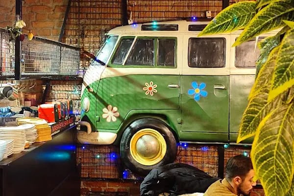 Beşiktaş Fennos Cafe Nargile Okey Salonu - Resim 20