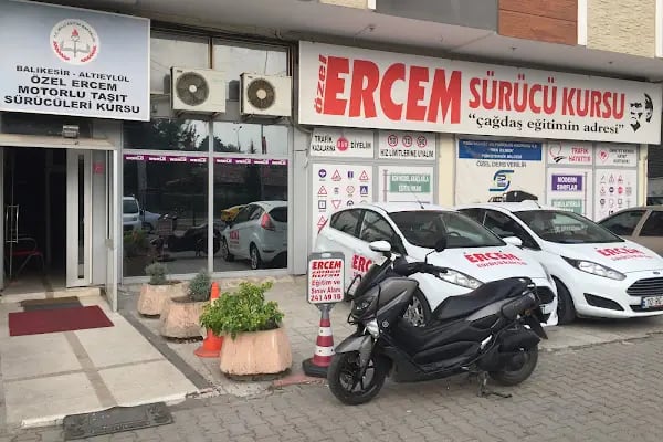 Ercem Sürücü Kursu - Resim 2