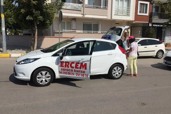 Ercem Sürücü Kursu - Resim 9