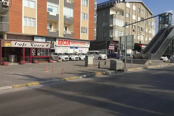 Ercem Sürücü Kursu - Resim 13
