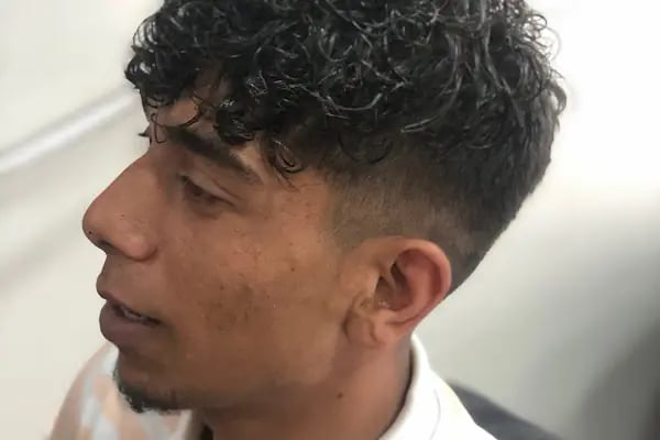 TALHA ERKEK KUAFÖR SALONU BERBERİ SAKARYA ADAPAZARI - Resim 13