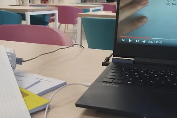 Balıkesir Üniversitesi Mehmet Akif ERSOY Kütüphanesi - Resim 20
