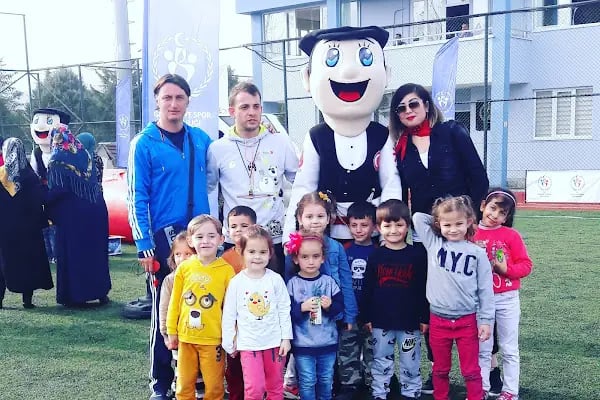 19 Mayıs İlçe Stadı - Resim 12