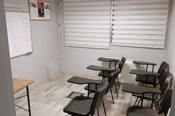 Karas Dil Akademi Yabancı Dil Kursu - Resim 17