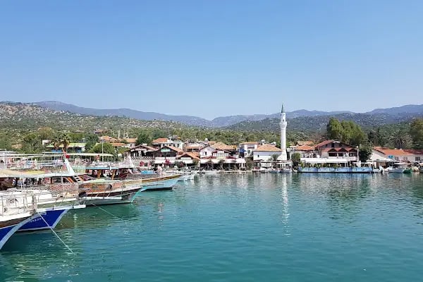 Üçağız Cami - Resim 2