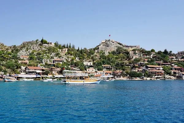 Üçağız Cami - Resim 10