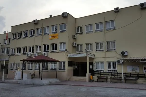 Emine Nabi Menemencioğlu Anadolu Lisesi - Resim 1
