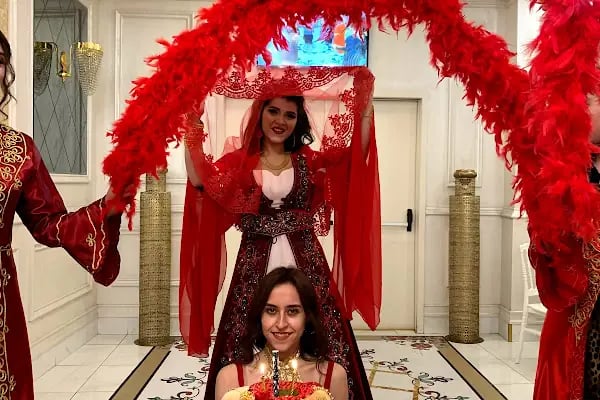 Nazra Balo Davet.Halkalı Gösteri Ve Etkinlik Mekanı - Resim 20