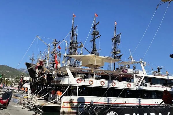 ALANYA THE TURKISH RIVIERA CRUISE PORT - Resim 2