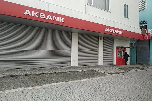 Akbank Yenihal/Mersin Şubesi - Resim 1