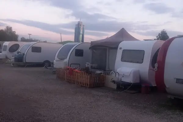 Seaside Karavan Park - Resim 12